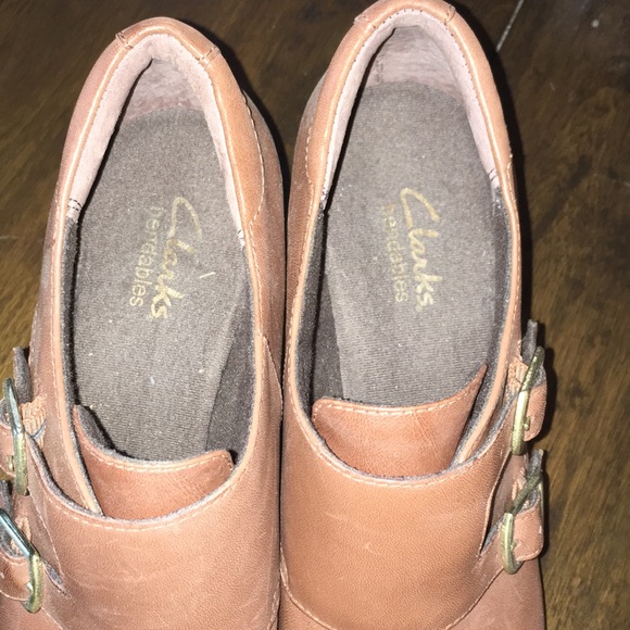 Clark booties - Picture 3 of 4